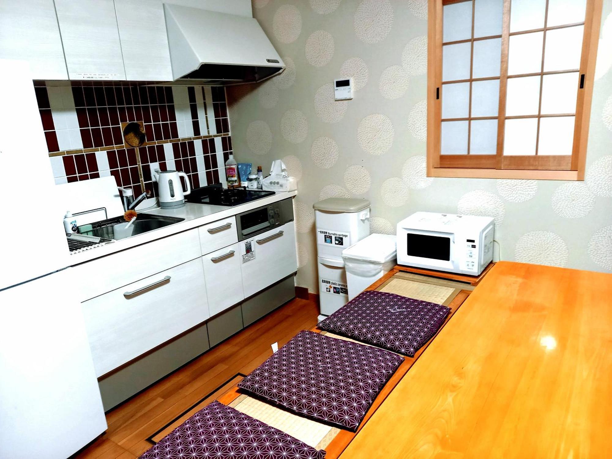 Appartement Izawa In Osaka, 23 Minutes From Universal Japan, Renting 1 Building For 4 People, 7 Minutes From Asashiobashi Station *
